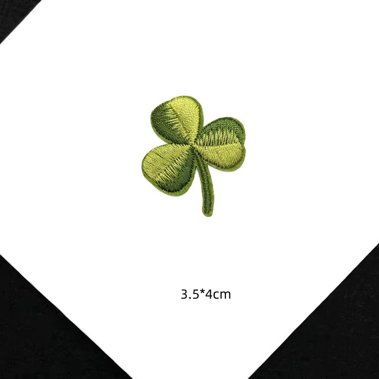 10 PC/5.5 CM trèfle Applique fer sur patchs brodés, feuille verte tissu autocollants Patch Vetement 