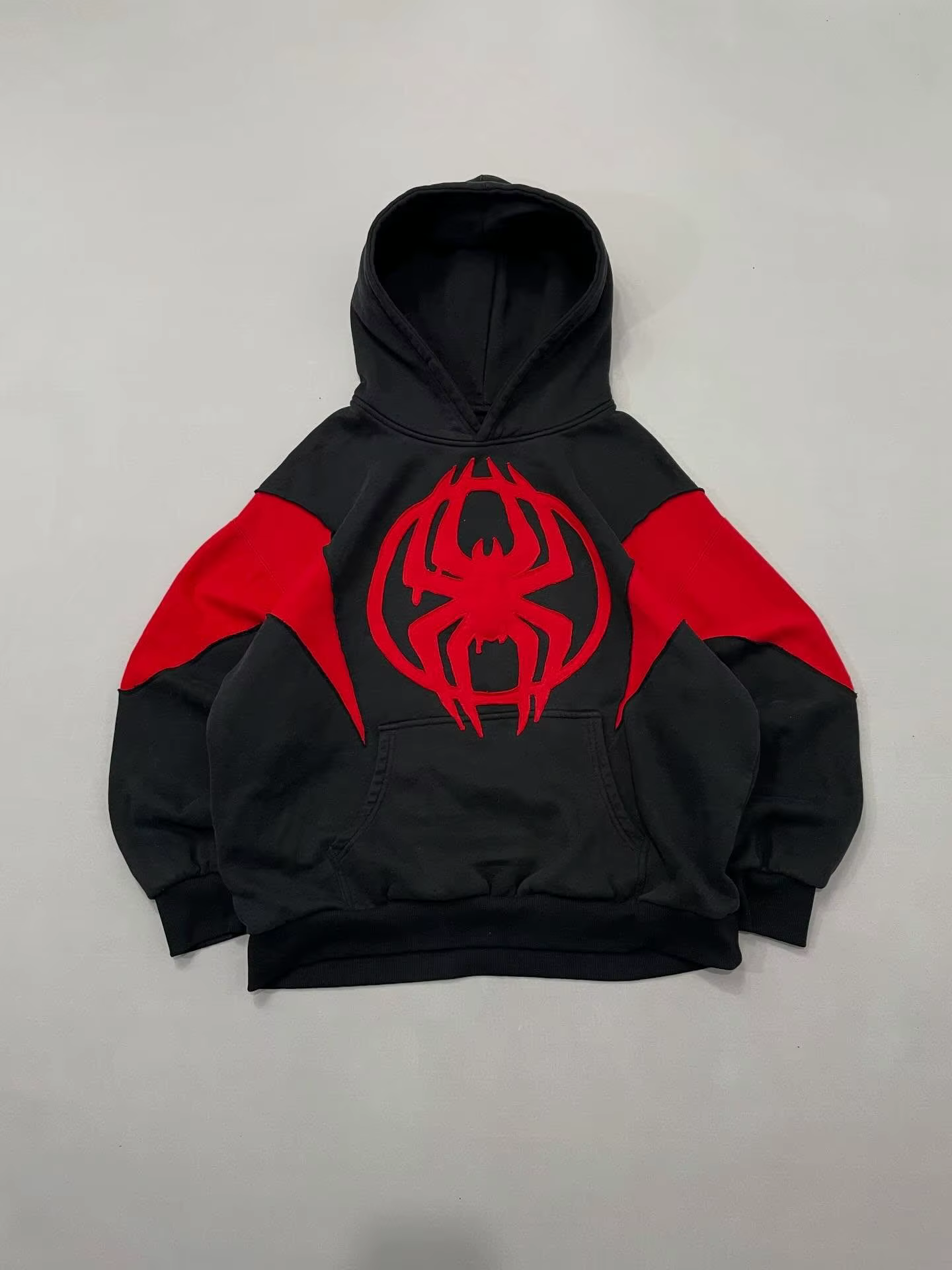 Sweat à capuche Y2K avec motif brodé 3D, sweat à capuche surdimensionné, style streetwear hip-hop, a