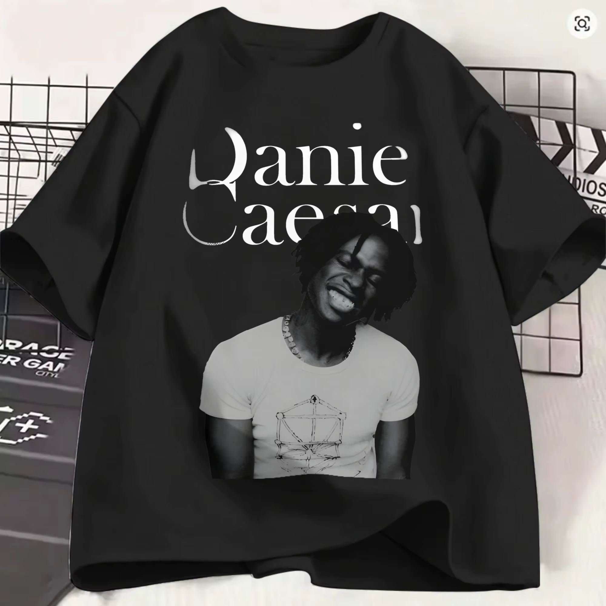 T-shirt Streetwear Daniel Caesar – T-shirts Tendance et Cool pour Homme, Chanteur R&B, 100% Coton – 