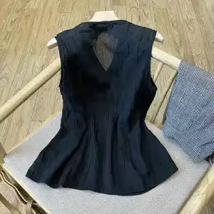 Débardeur en lin froissé japonais pour femme, col en V, sans manches, fin, décontracté et ample