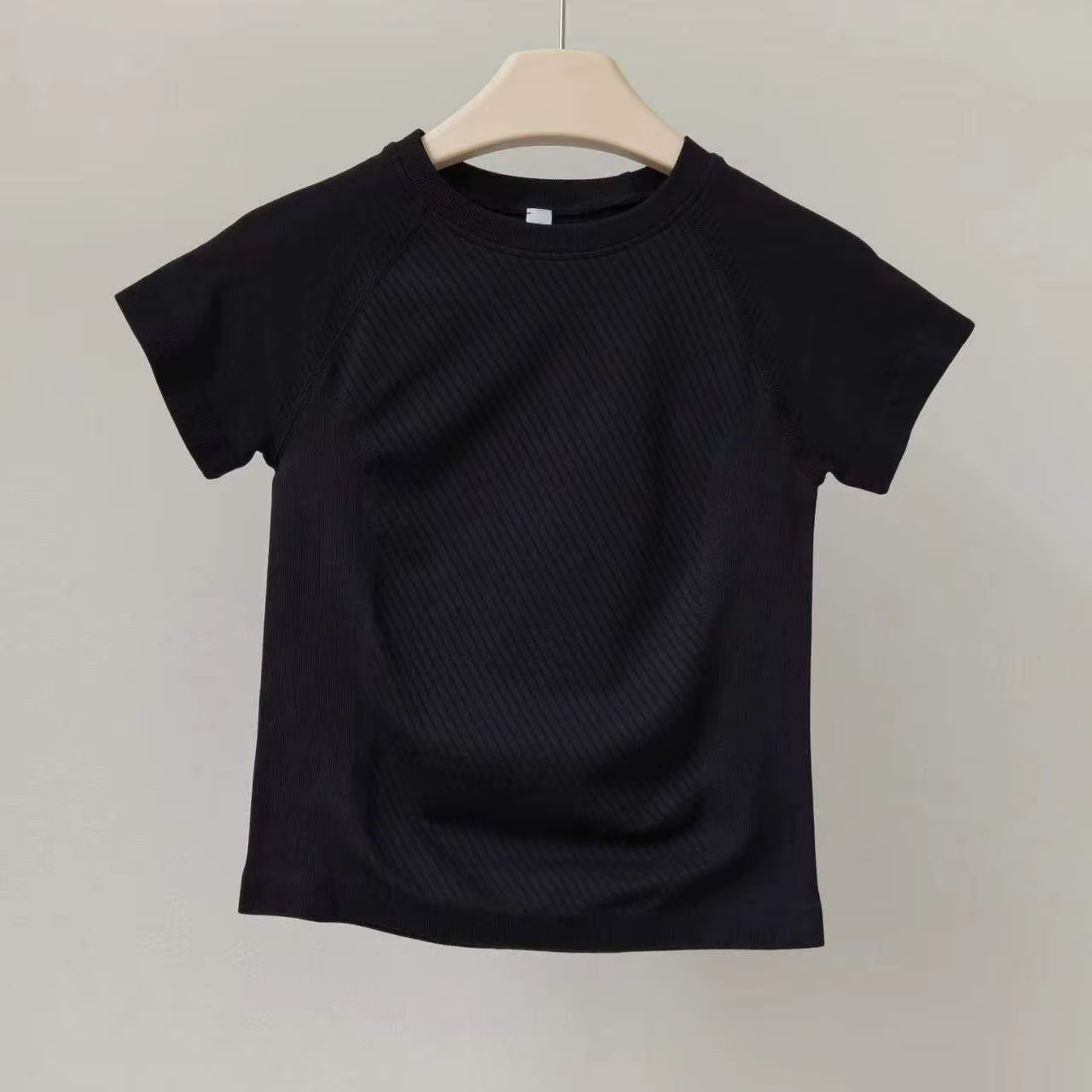Vêtements de yoga à manches courtes pour femmes, coupe ajustée, respirant, séchage rapide, haut de s