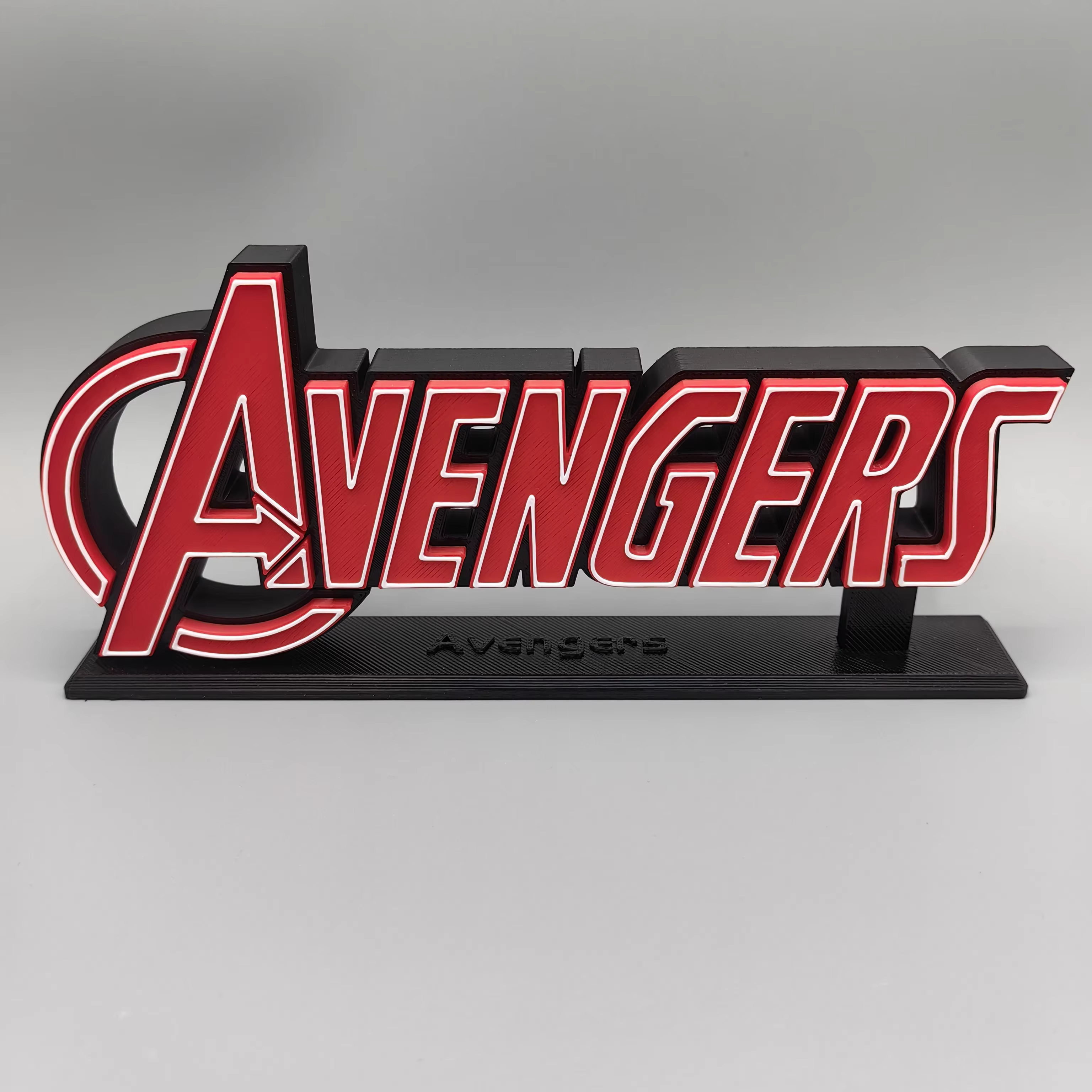 Nouvel arrivage Avengers: Day of Destruction, figurine 3D sur pied, objet de collection pour fans, j