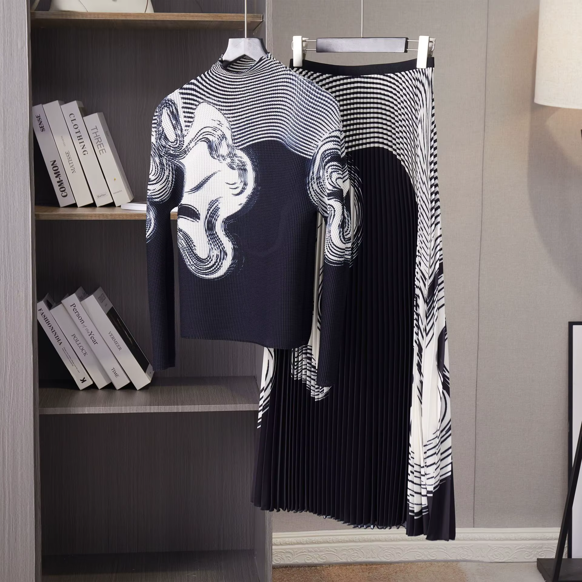 Vêtements plissés de haute qualité, Style décontracté, haut à manches Lomg imprimé et jupe longue pl