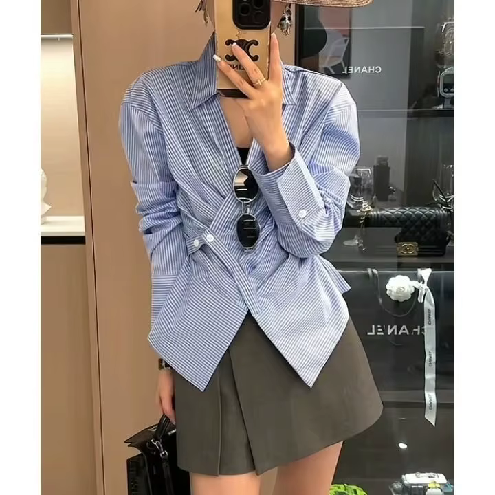 Chemise fine pour femme 2026 à col rabattu, manches longues, rayée, avec design élégant, nouvelle ar