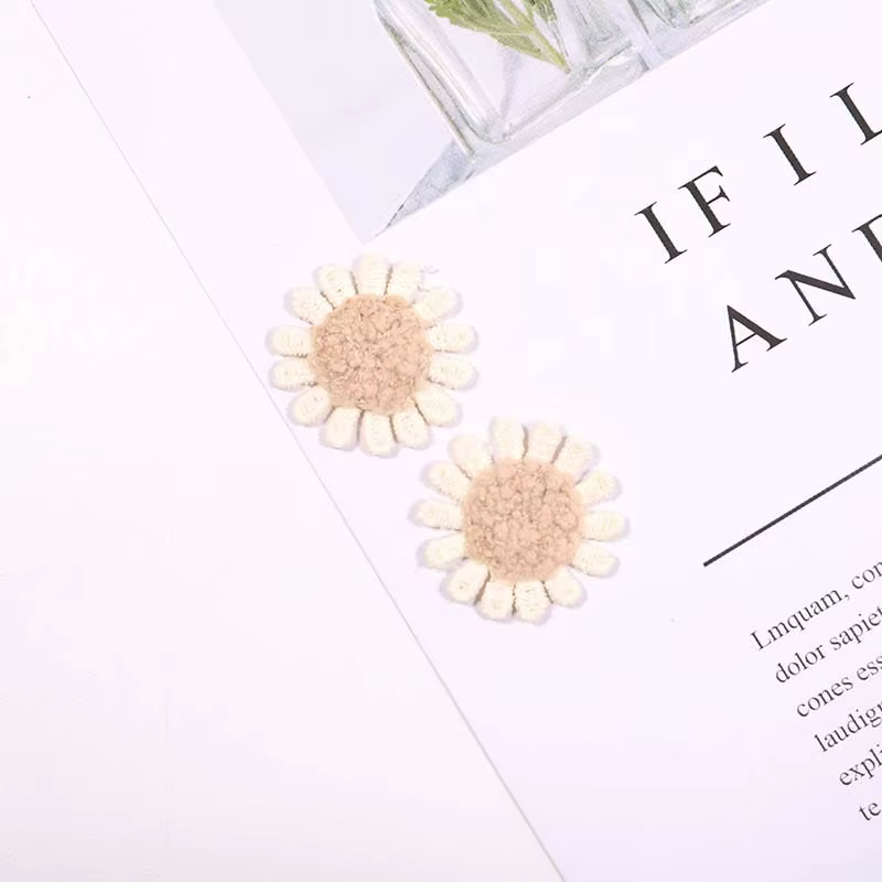 Autocollants de broderie de fleurs en peluche de tournesol, patchs de vêtements, réparations de trou
