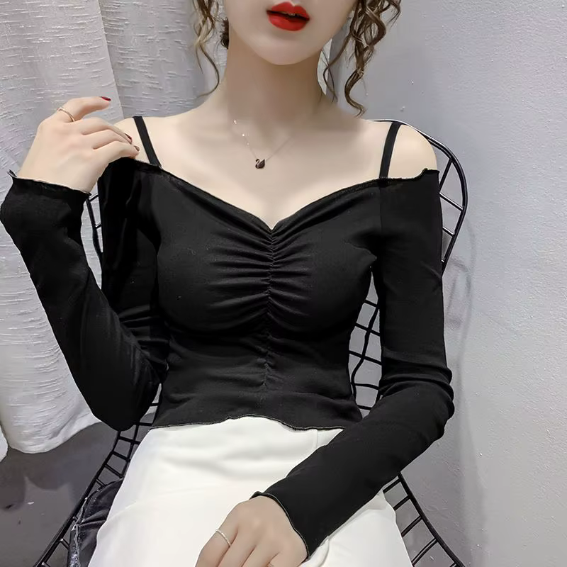 Coquette épaule dénudée haut coupe ajustée à manches longues t-shirt court à la mode