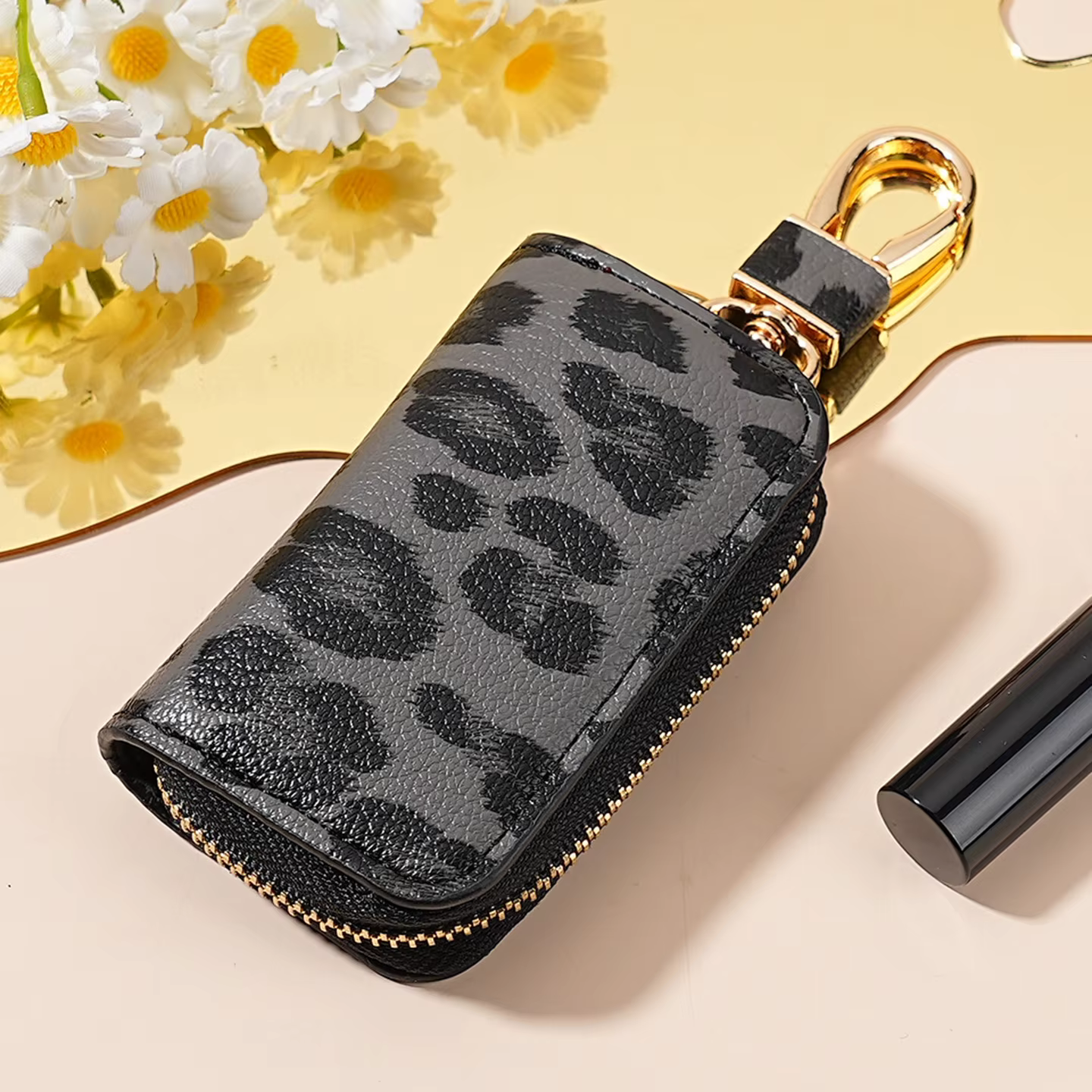 Étui pour clés de voiture à motif léopard, porte-clés en cuir avec porte-clés pour hommes et femmes,