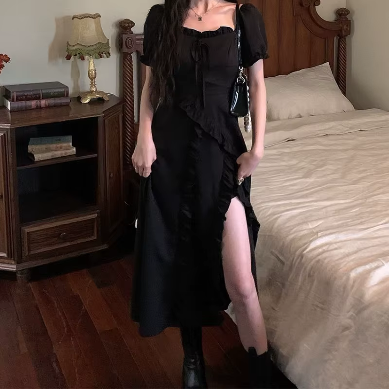 Robe noire pour femme 2026 Nouvelle collection été Design de niche Jupe longue haut de gamme style f