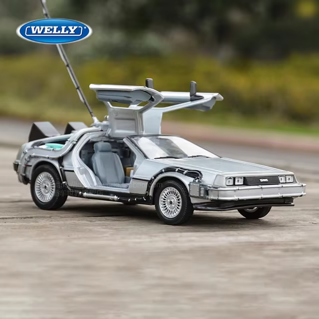 Welly 1:24 DMC-12 Delorean retour vers le futur Machine du temps modèle de voiture en alliage moulé 