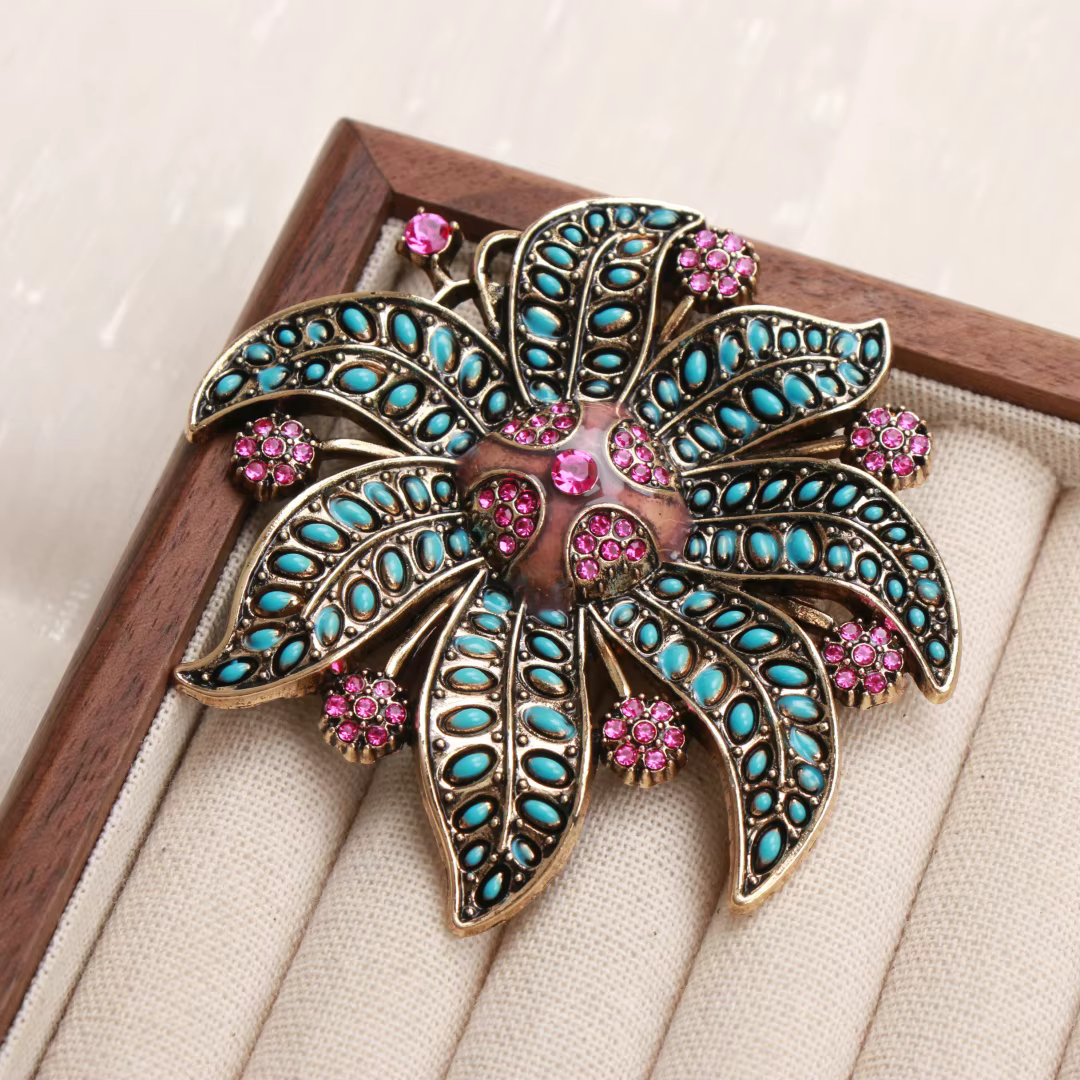 Broche au design floral de luxe baroque pour hommes et femmes, bijoux et accessoires de mode, cadeau