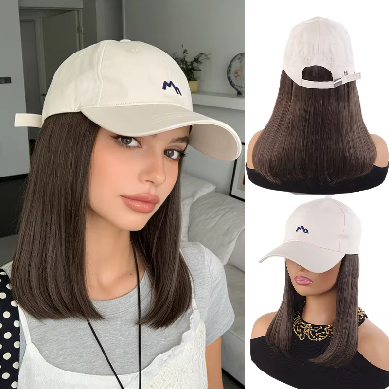 Casquette de baseball beige avec cheveux synthétiques raides mi-longs – Chapeau perruque intégré pou