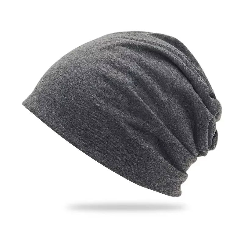 Bonnet uni, design en tricot fin, tendance, simple et décontracté