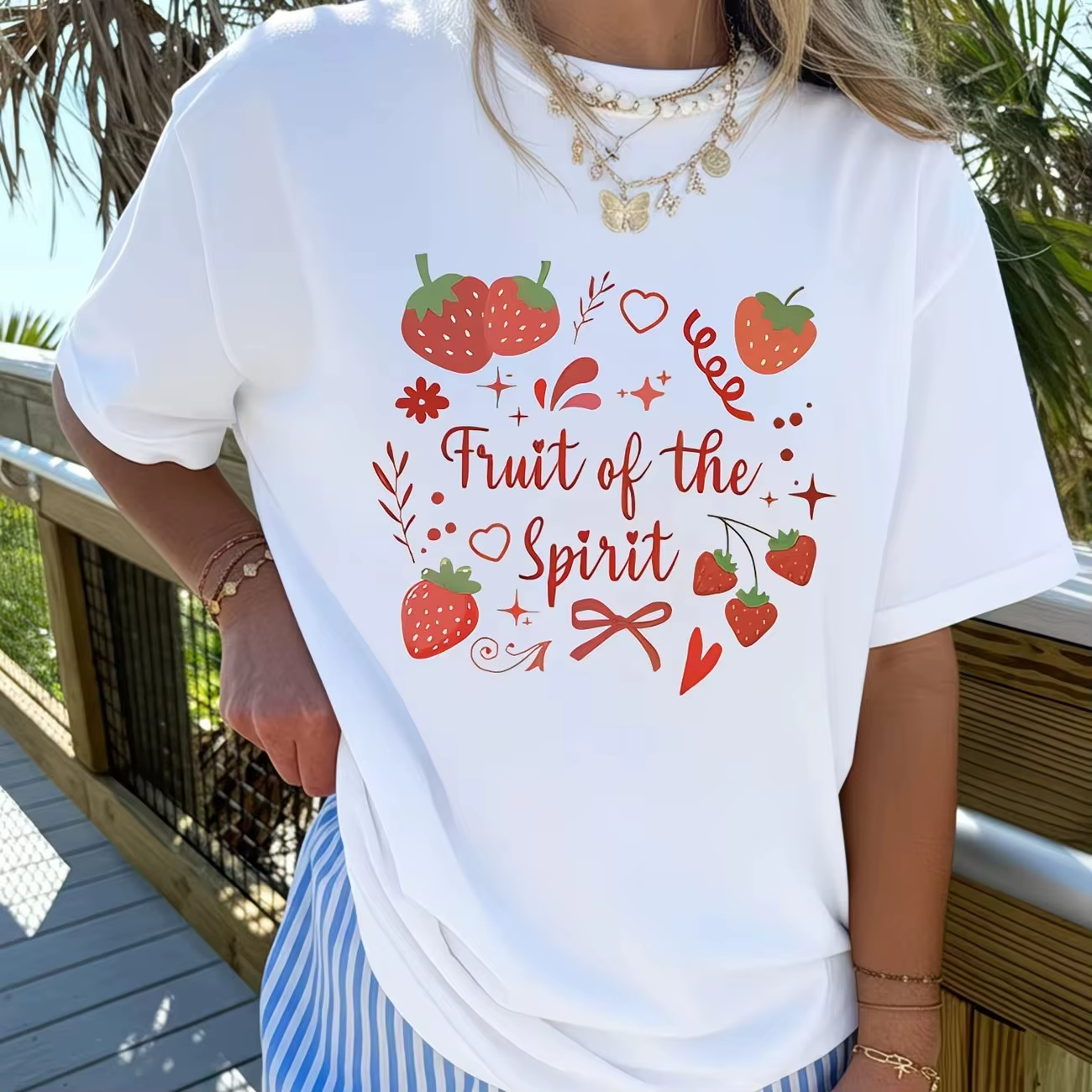 T-shirt chrétien Fruit of The Spirit, motif mignon fraise et nœud, hauts graphiques tendance pour fe