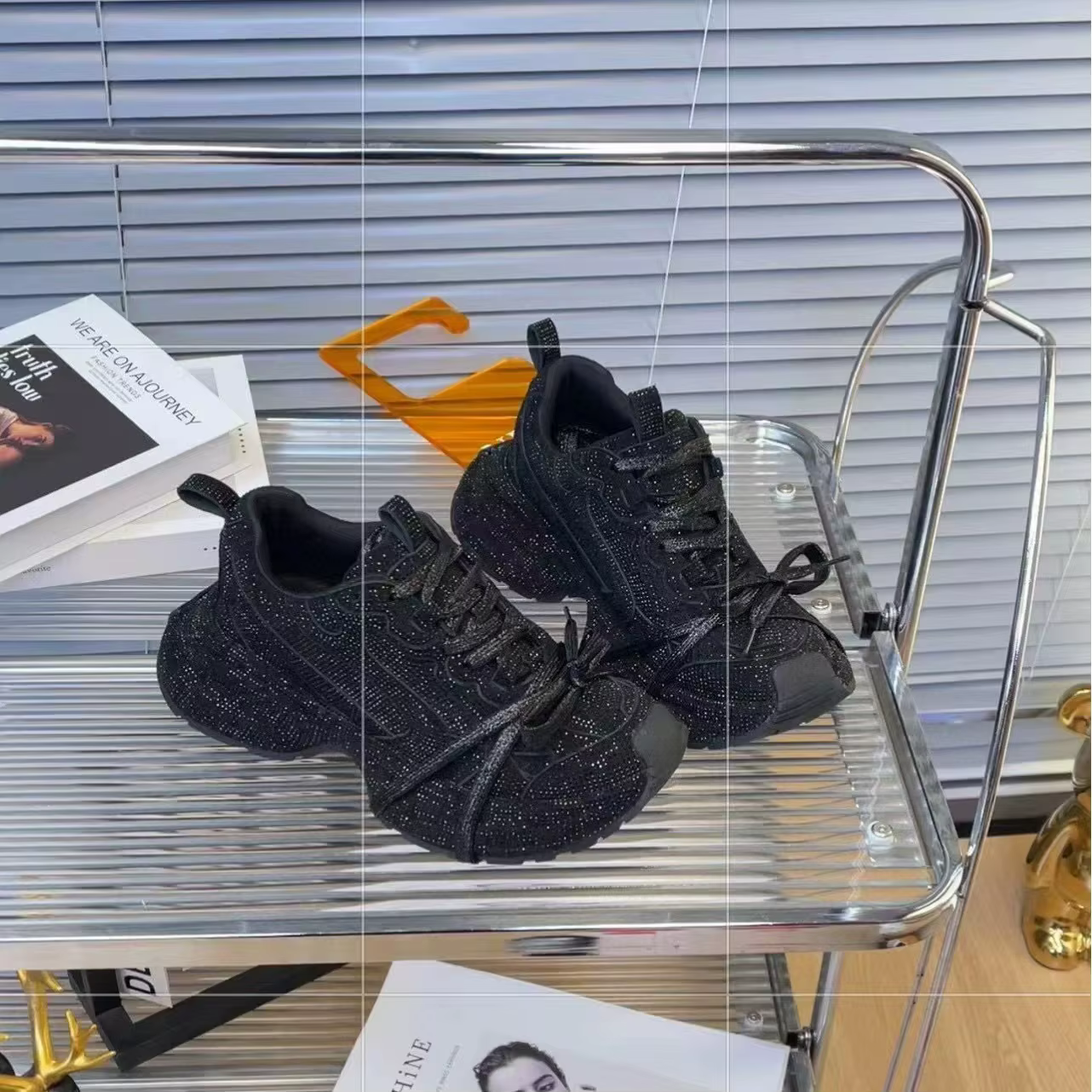 Baskets de Sport décontractées à la mode, chaussures au Design personnalisé, coût d'usine brillant, 