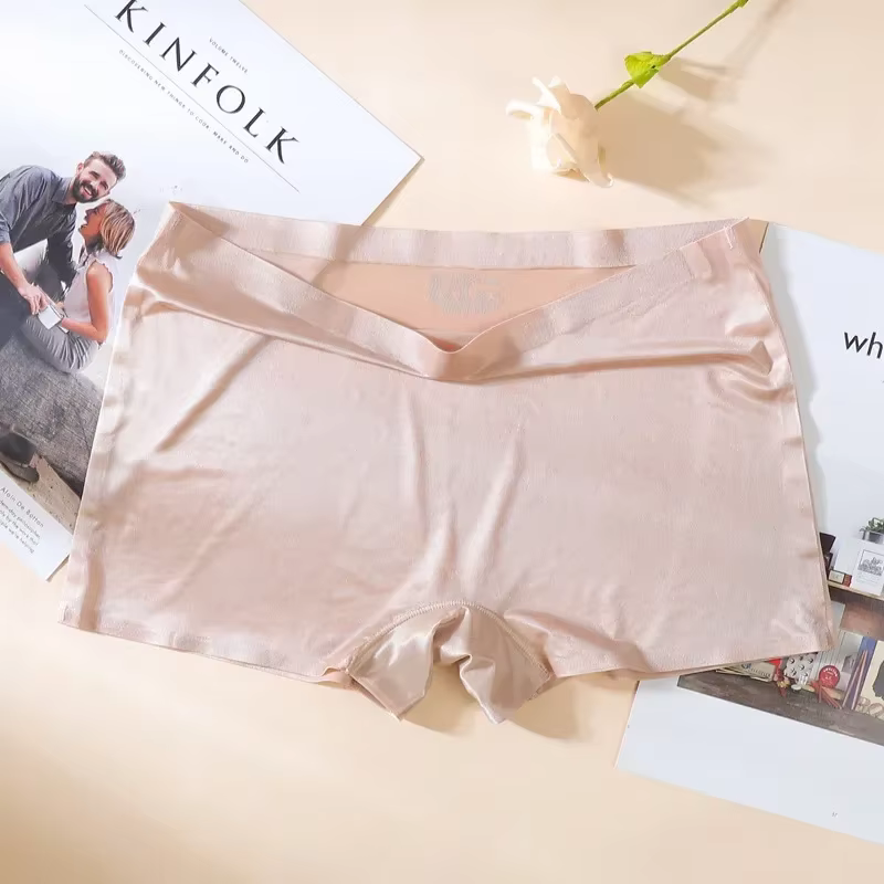 Sous-vêtements courts sans couture en soie glacée, culottes à la mode pour femmes, Shorts fins d'été