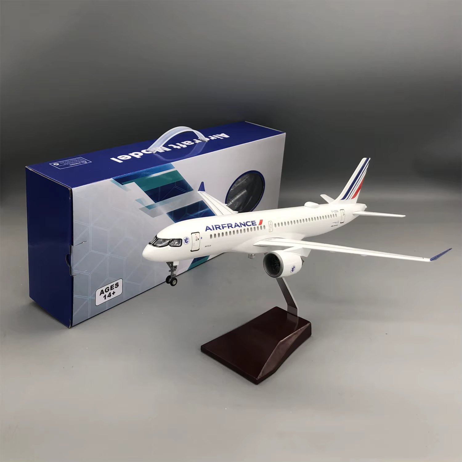 Modèle d'avion 38CM Air France A220-300 en résine, échelle 1/100, avion de collection avec train d'a