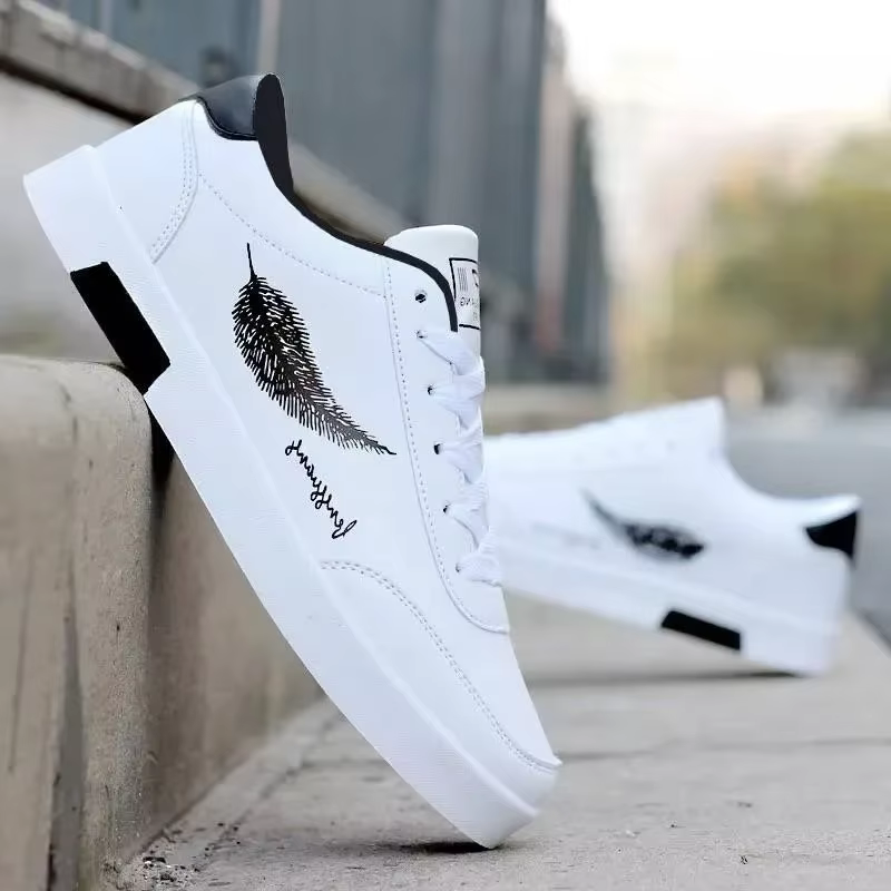 Baskets d'été en cuir pour hommes, chaussures de sport blanches, décontractées, à la mode, 2024