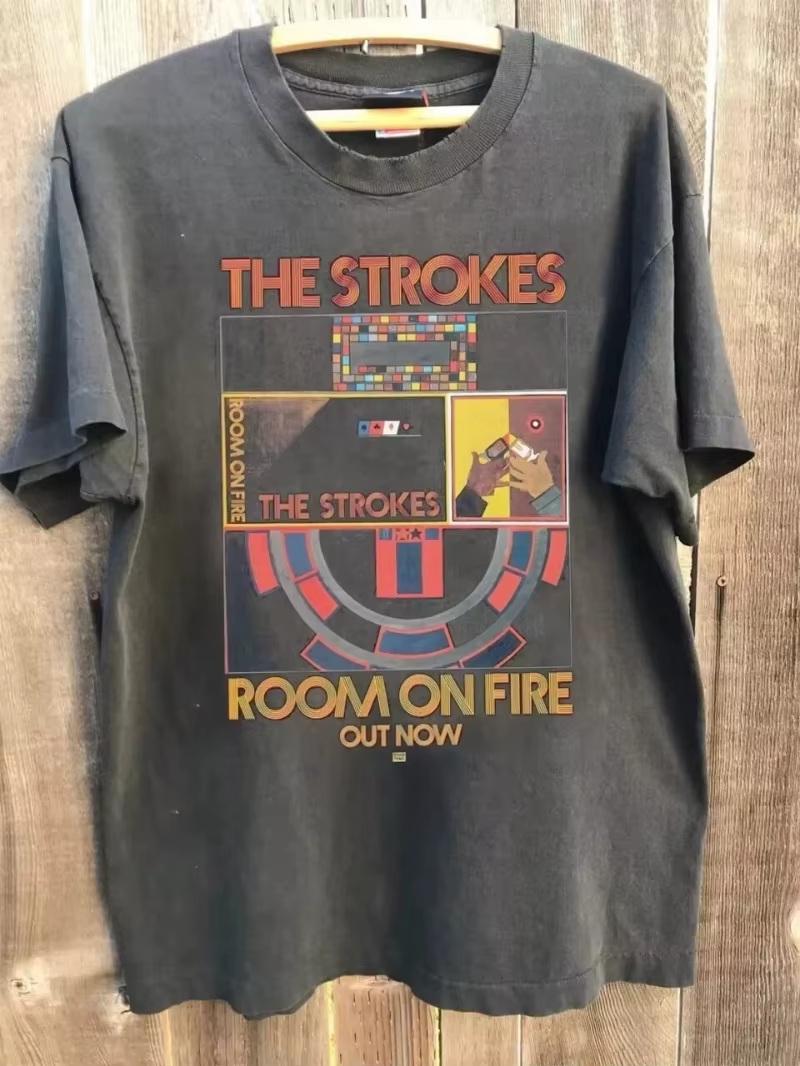 T-shirt rétro style classique neutre en charbon de bois pour hommes, T-shirt The Strokes, groupe de 