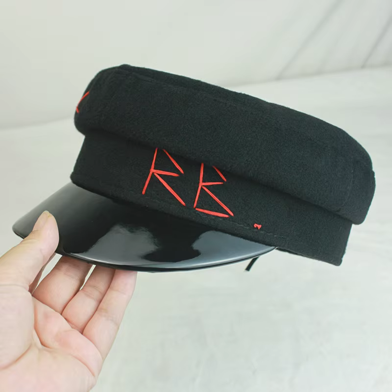 Casquette militaire Design de luxe pour femmes, chapeau de journal de marque avec lettres pour dames