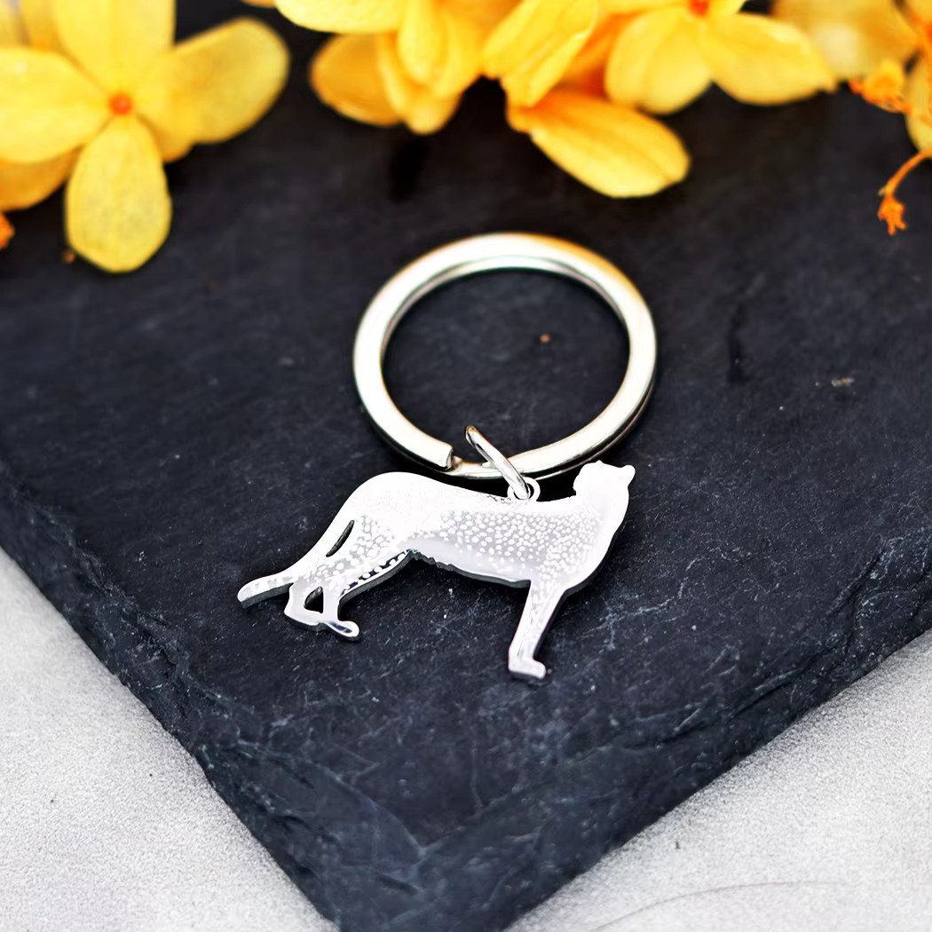 Porte-clés pendentif léopard pour femmes et hommes, en acier inoxydable, ornement de guépard, bijoux