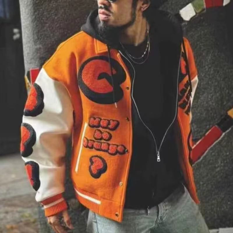 Veste de baseball streetwear pour homme avec manches en cuir PU et broderies, idéale pour le printem