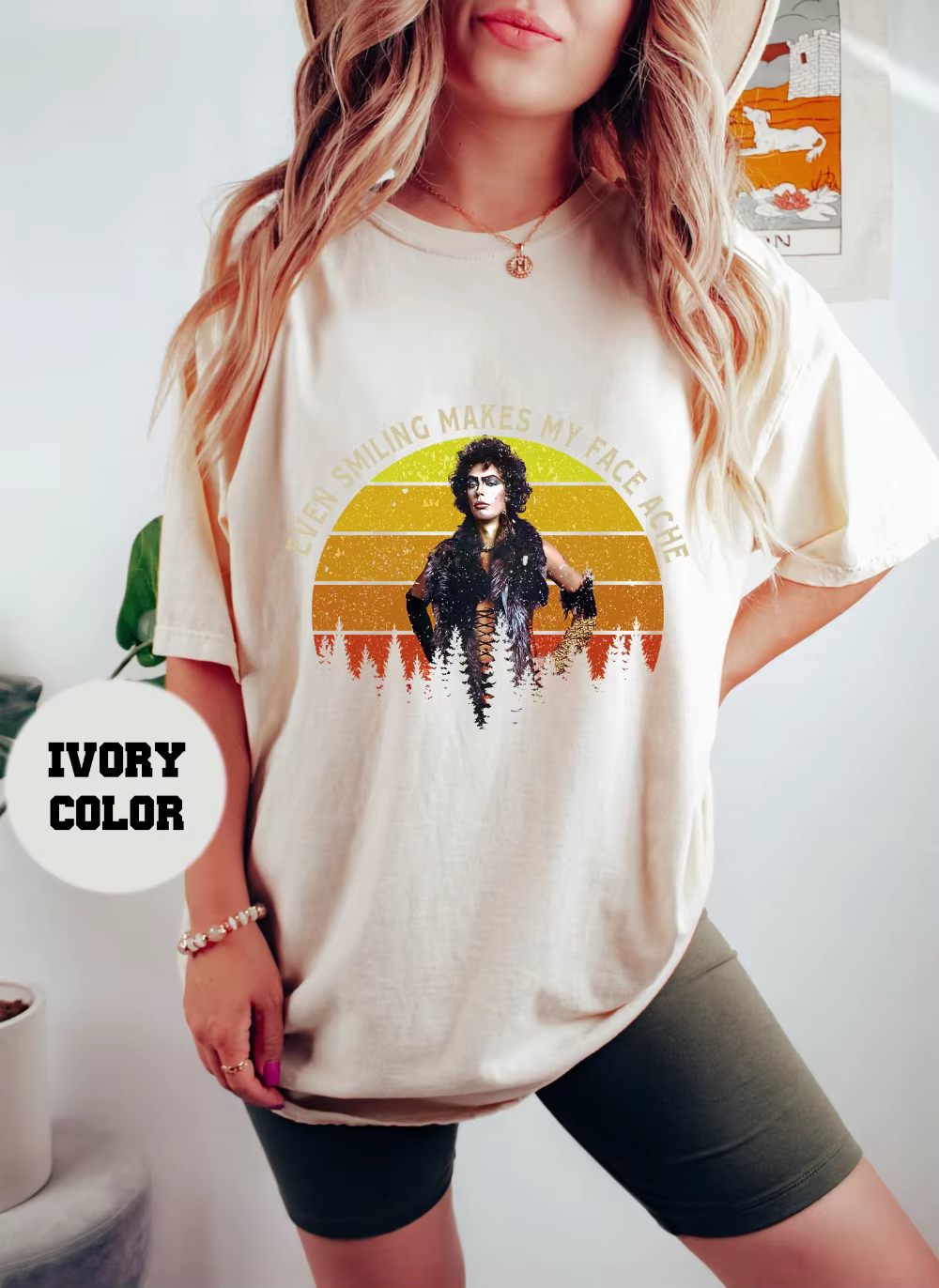 Le T-shirt Rocky Horror Show doté du "Even a Smile Hurts My Face" de Frank N. Ford
