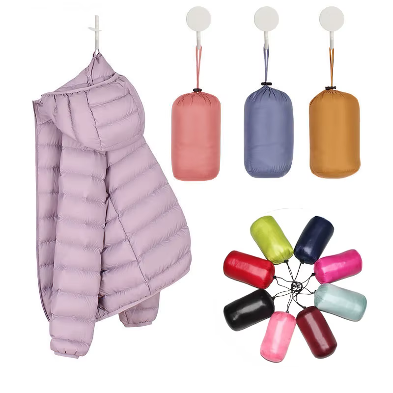 Vestes courtes à capuche pour femmes